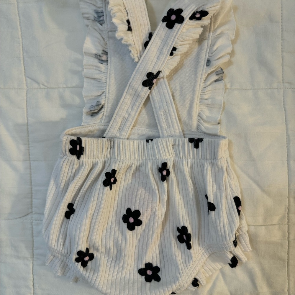 Cat & Jack Newborn Girls Rompers - Picture 4 of 6